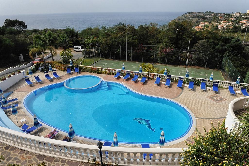 Villaggio Pineta Petto Bianco กาโปวาติกาโน ภายนอก รูปภาพ