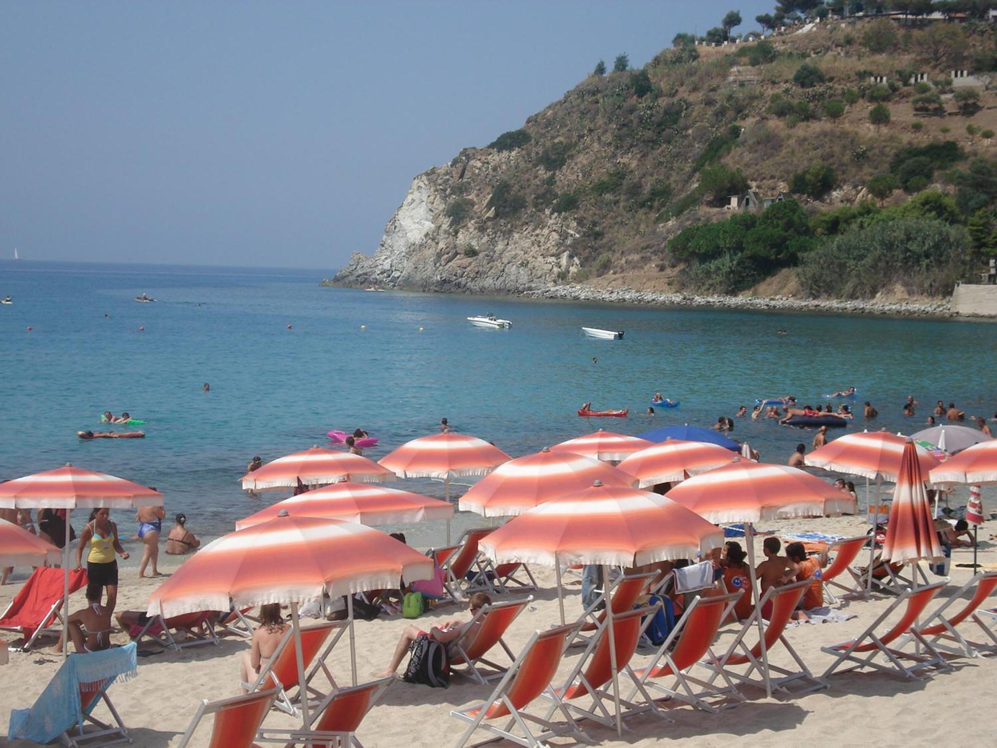 Villaggio Pineta Petto Bianco กาโปวาติกาโน ภายนอก รูปภาพ