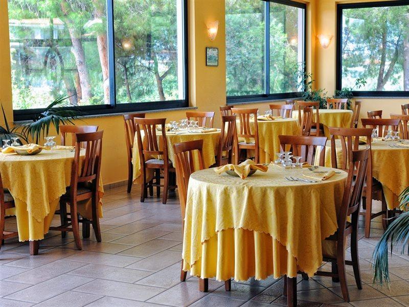 Villaggio Pineta Petto Bianco กาโปวาติกาโน ภายนอก รูปภาพ